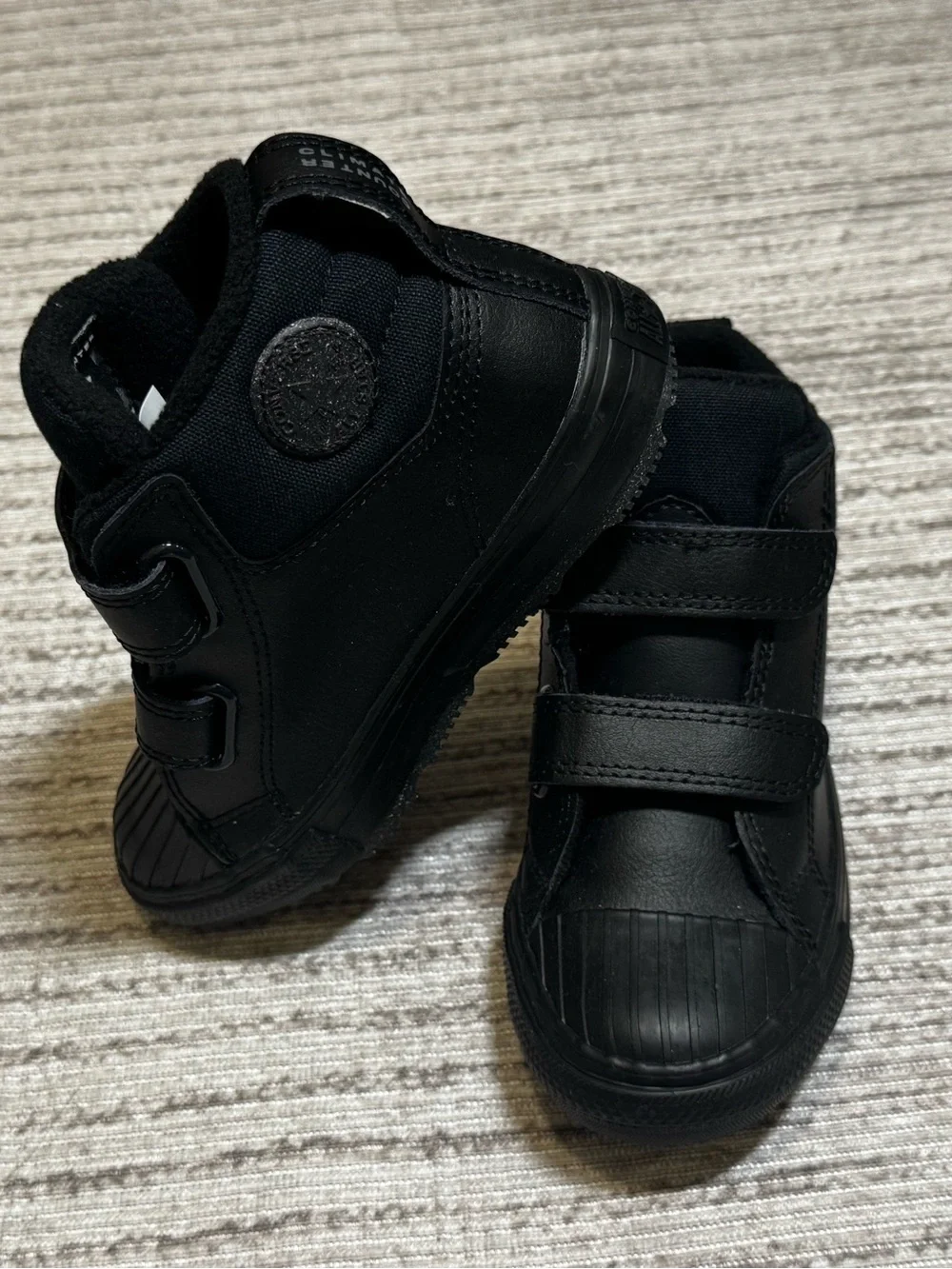 Converse Toddler Sneakers 🖤 Size 10 Counter Climate Velcro High Tops